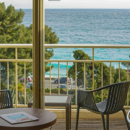 Radisson Hotel Cannes Seaside