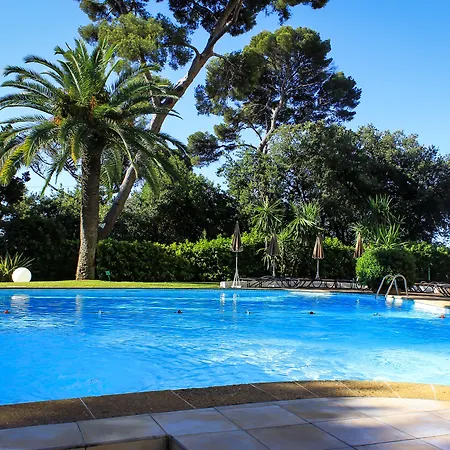 Hotell Radisson Hotel Cannes Seaside 4*