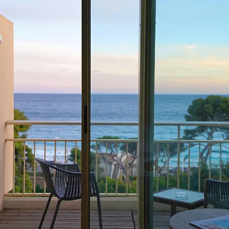 Radisson Hotel Cannes Seaside