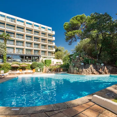 Hotell Radisson Hotel Cannes Seaside 4*