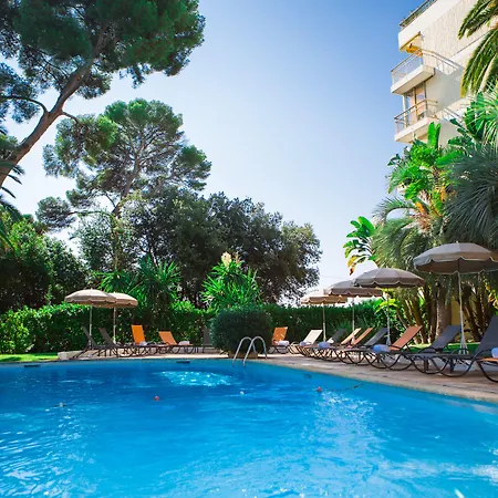 Radisson Hotel Cannes Seaside Hotell