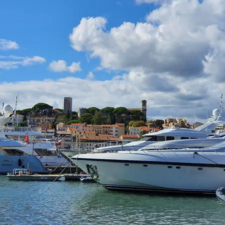 Radisson Hotel Cannes Seaside Hotell 4*