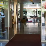 Otel Luxotel 4*