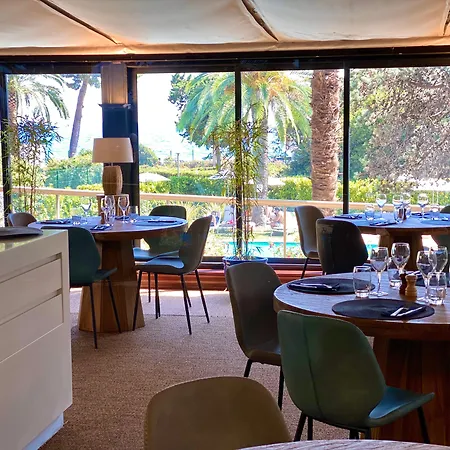 Luxotel 4*