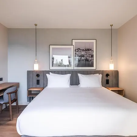 Radisson Seaside 4* Cannes