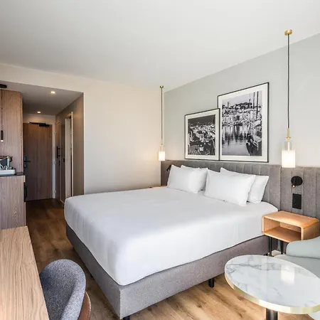 Hotel Radisson Seaside Cannes