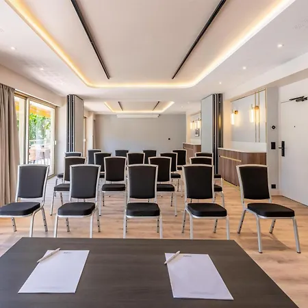 Radisson Seaside 4*