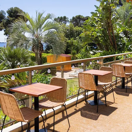 Hotel Radisson Seaside Cannes