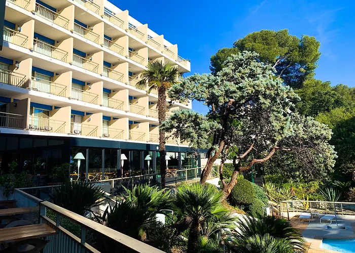 Luxotel 4*