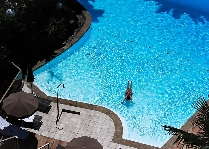 Luxotel 호텔 4*