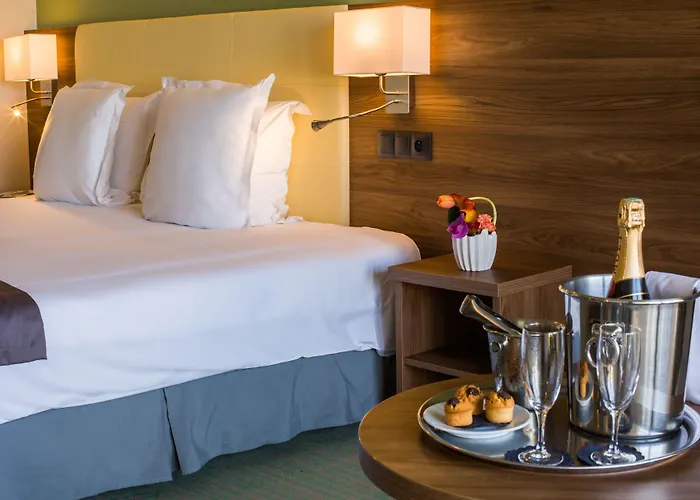 호텔 Luxotel 4*