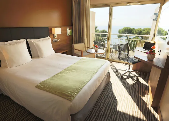 Luxotel 4* 칸느