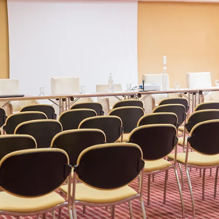 Radisson Hotel Cannes Seaside Szálloda 4*