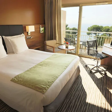 Radisson Hotel Cannes Seaside 4* Cannes