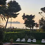Luxotel מלון 4*