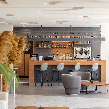 Szálloda Luxotel Cannes