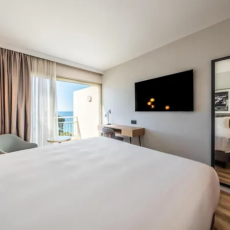 Radisson Seaside Hotel Cannes